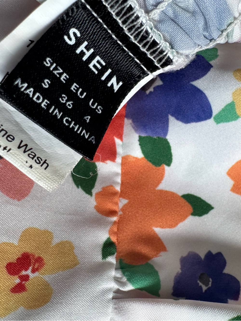 SHEIN White Floral Tie-Front Crop Top with Orange & Purple Blooms - Picture 4 of 5